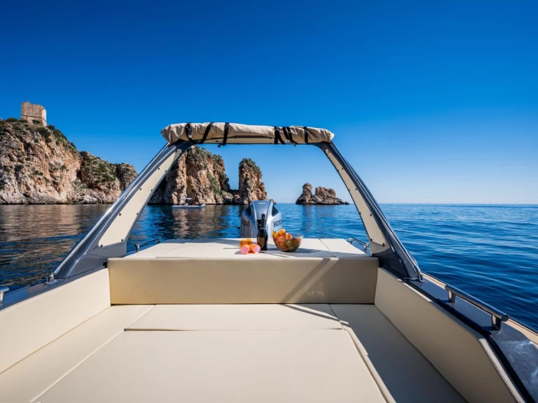 Wynajmij Łódż półsztywna z lub bez skippera Altamarea w Castellammare del Golfo