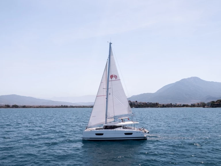 Wynajmij Fountaine Pajot Isla 40 w Fethiye