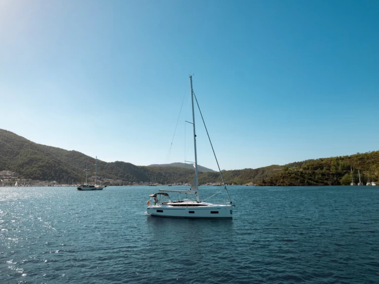 Wynajmij Bavaria Bavaria C38 w Fethiye