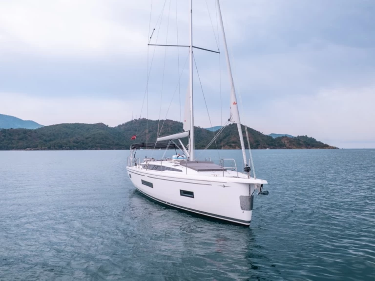 Bavaria Bavaria C46 między profesjonalistami a osobami prywatnymi w Fethiye