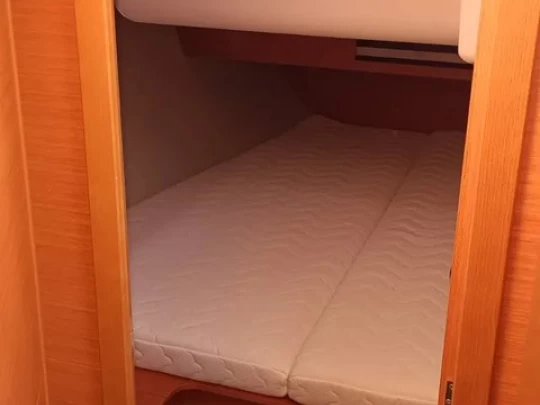 Wynajem Żaglowiec Dufour z patentem 