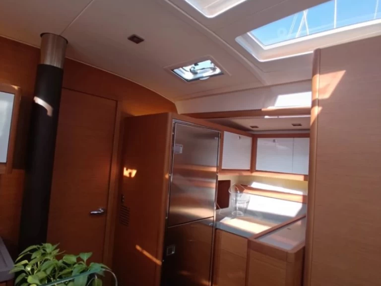 Wynajem Żaglowiec Dufour z patentem 