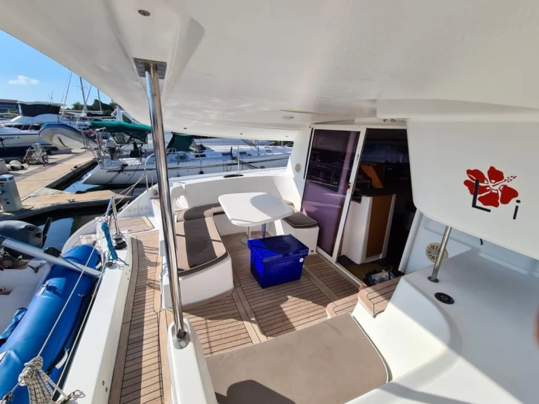Wynajmij Fountaine Pajot Lipari 41 w Ao Po