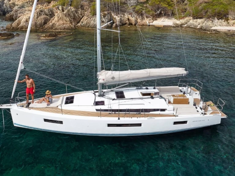 Wynajem w Ibiza Town- Jeanneau Sun Odyssey 44 na SamBoat