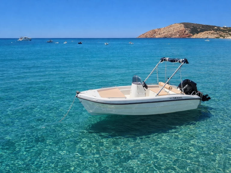 Wynajmij Motorówka z lub bez skippera Funboat w Mílos