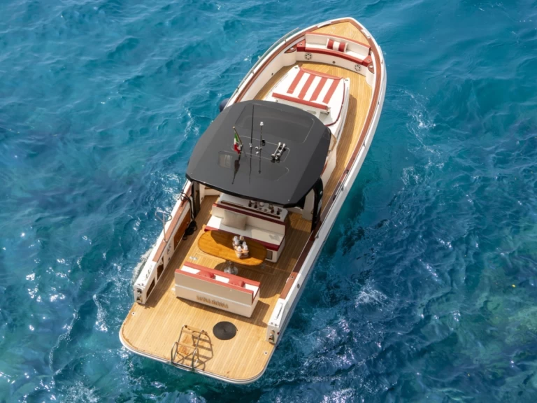 Wynajem łodzi Positano tanio 38 Ft