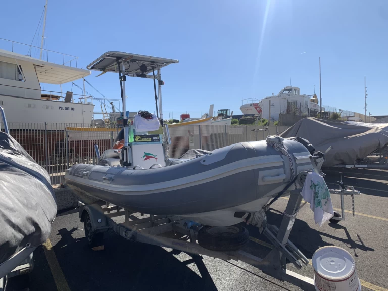 Wynajmij Łódż półsztywna z lub bez skippera Sacs w Chiavari