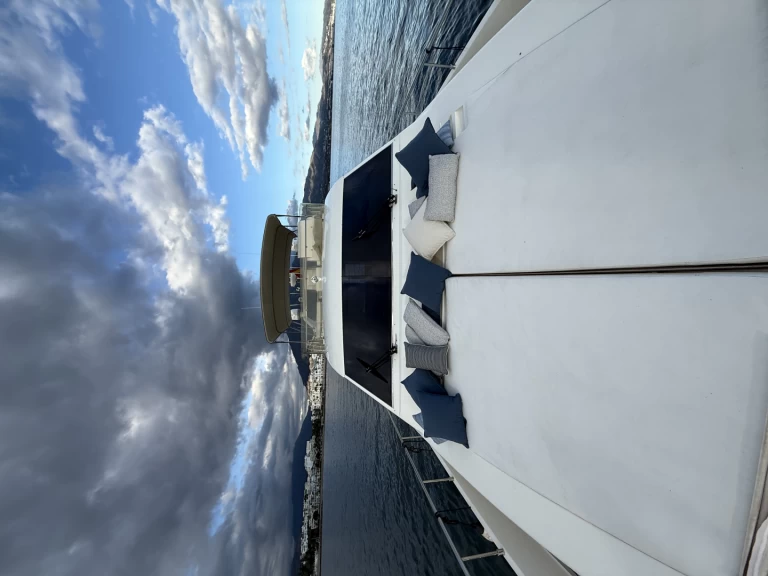 Wynajem łodzi Marbella tanio 68 aniversary