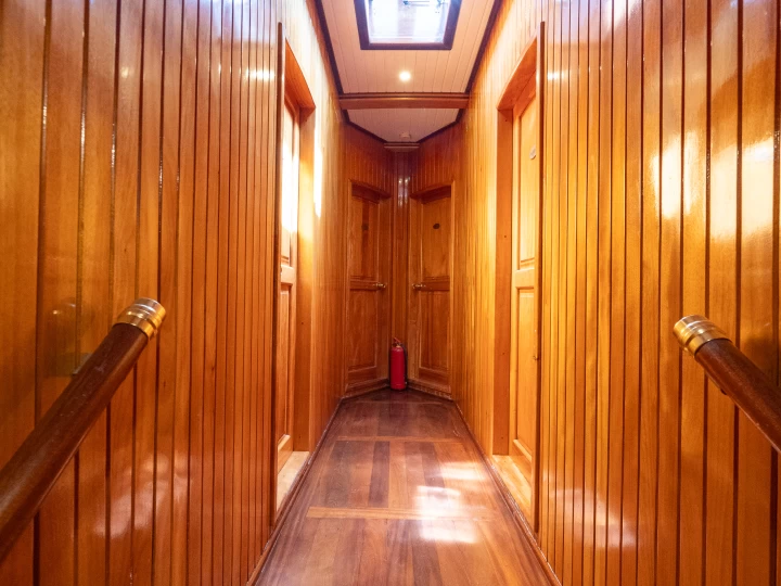 Żaglowiec do wynajmu w Korfu w najlepszej cenie