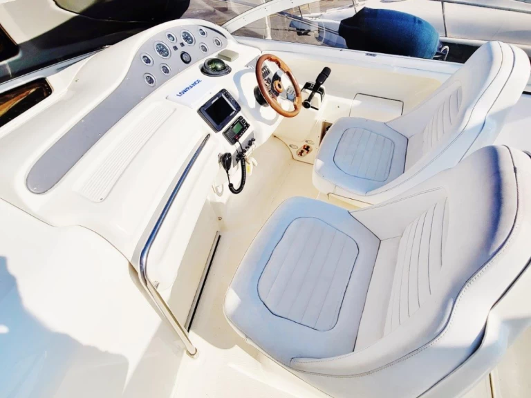 Wynajem Motorówka Gobbi z patentem 