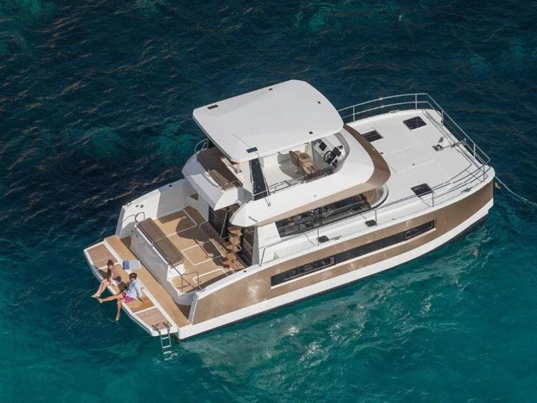 Wynajem łodzi Lizbona tanio Fountaine Pajot MY 37