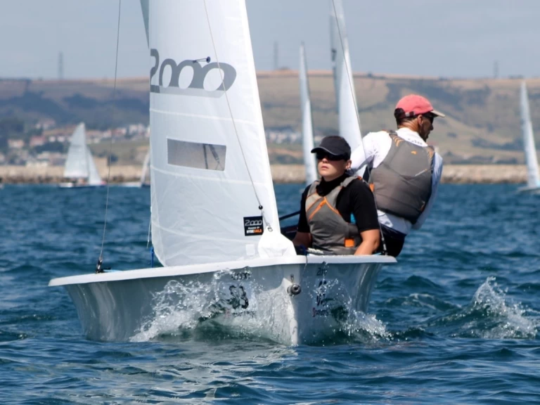 Wynajem w Carnac- LASER PERFORMANCE LASER 2000 na SamBoat