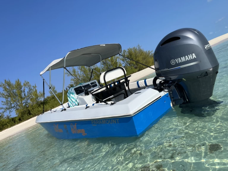 Wynajem Motorówka Custom Made z patentem 