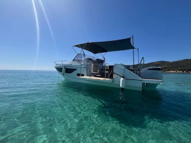 Wynajmij Motorówka z lub bez skippera Bénéteau w Ajaccio