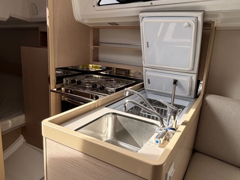 Wynajem Żaglowiec w Ajaccio - Bénéteau Oceanis 30.1