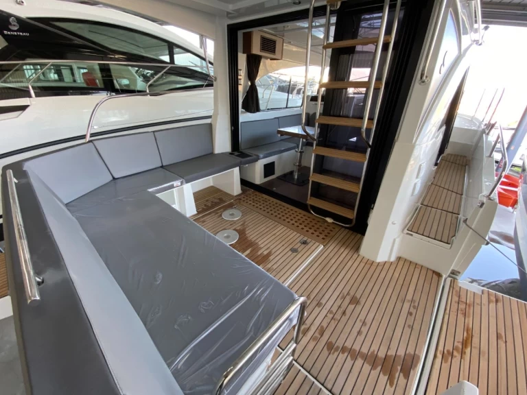 Wynajmij Motorówka z lub bez skippera Bénéteau w Ajaccio