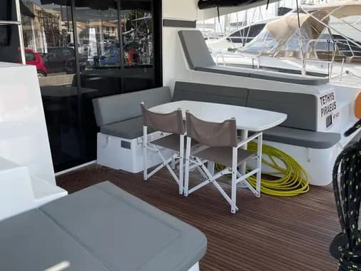 Wynajmij Katamaran z lub bez skippera Lagoon w Lefkáda