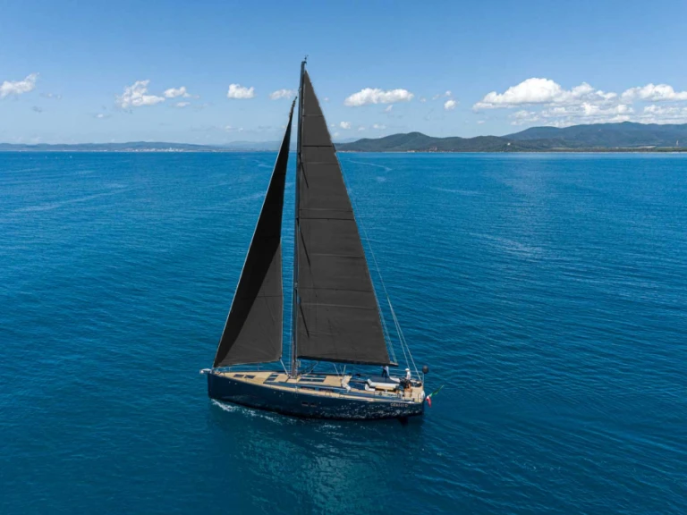 Hanse Hanse 575 między profesjonalistami a osobami prywatnymi w Olbia