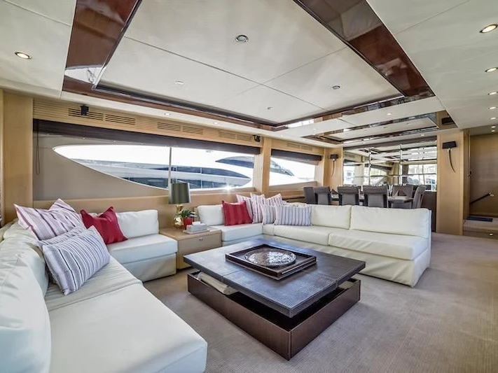 Wynajem łodzi Princess Princess 85 w Port Vauban na SamBoat 