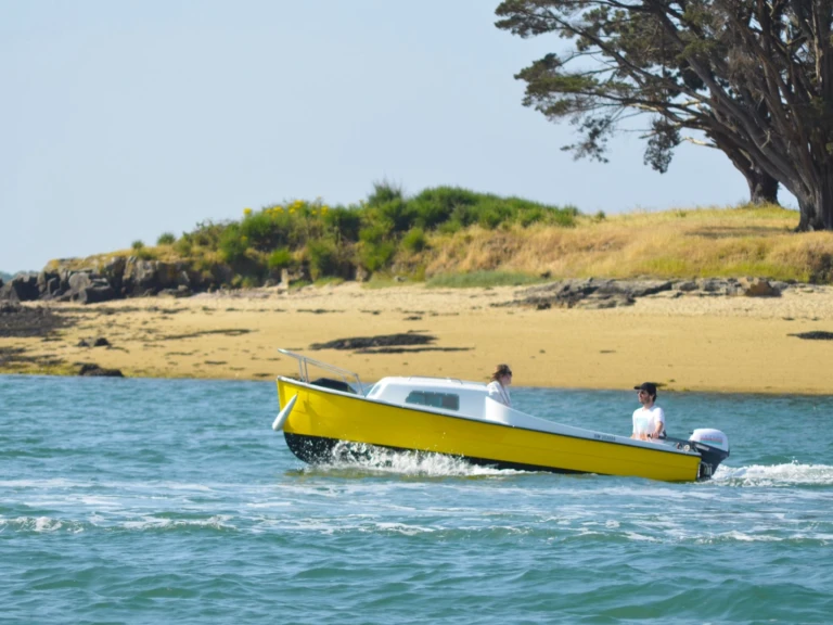 Motorówka do wynajmu w Arradon w najlepszej cenie