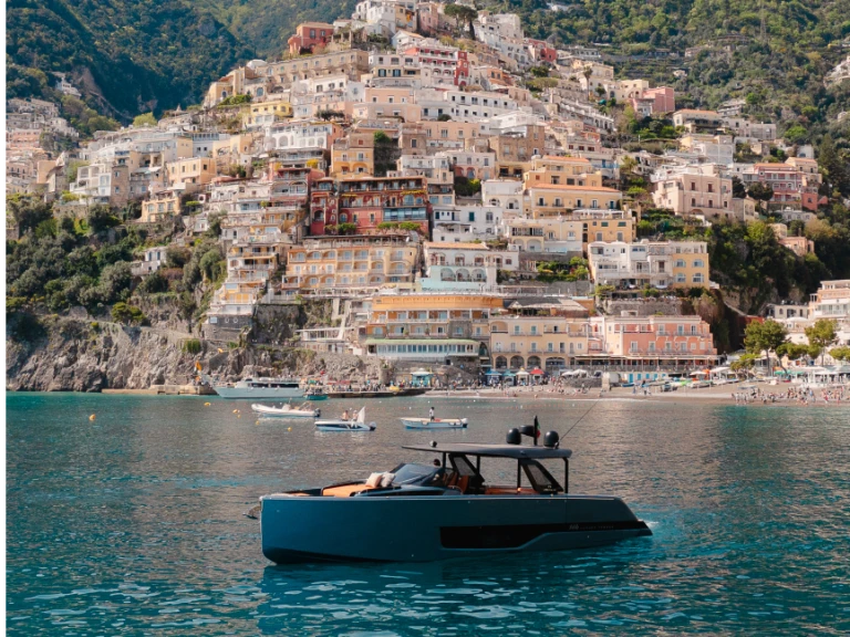 Wynajem łodzi Sorrento tanio A 46 Luxury Tender