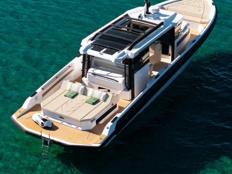 Wynajmij Motorówka z lub bez skippera Technohull w Olympic Marine