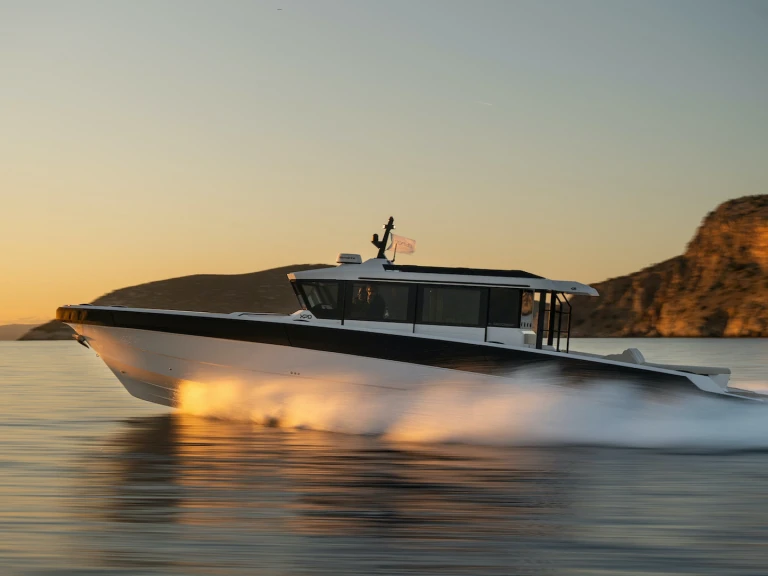 Wynajem łodzi Olympic Marine tanio XPD 46