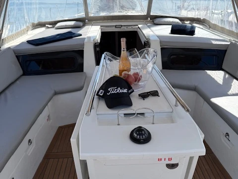 Wynajmij Bénéteau Oceanis 46.1 w Preveza