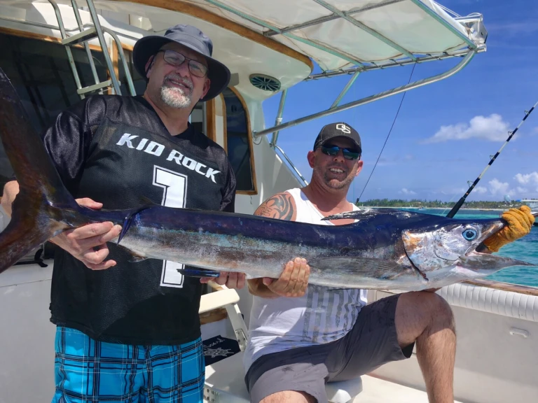 Motorówka do wynajmu w Bávaro w najlepszej cenie