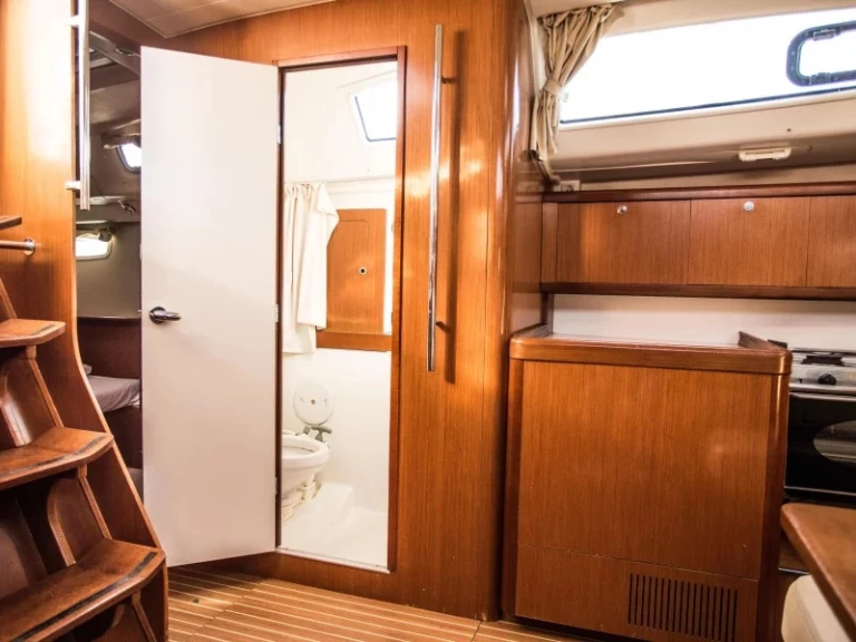 Wynajem łodzi Bénéteau Oceanis 43 w Ormos Panagias na SamBoat 