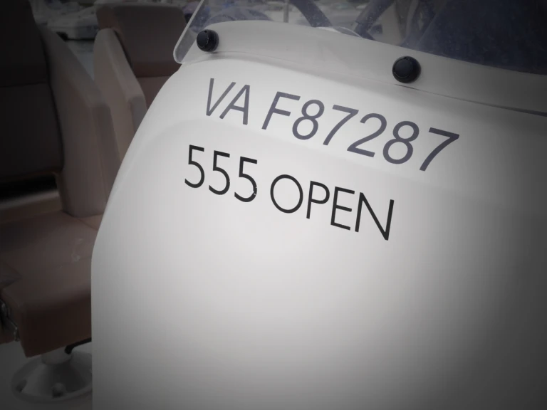 Quicksilver Quicksilver 555 Open między profesjonalistami a osobami prywatnymi w La Baule-Escoublac