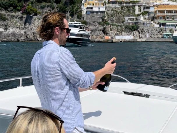 bimax Boombastica 28 między profesjonalistami a osobami prywatnymi w Neapol