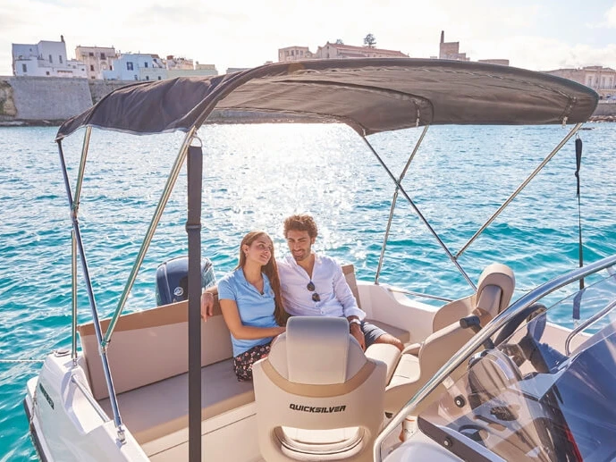 Wynajem Motorówka Quicksilver z patentem 