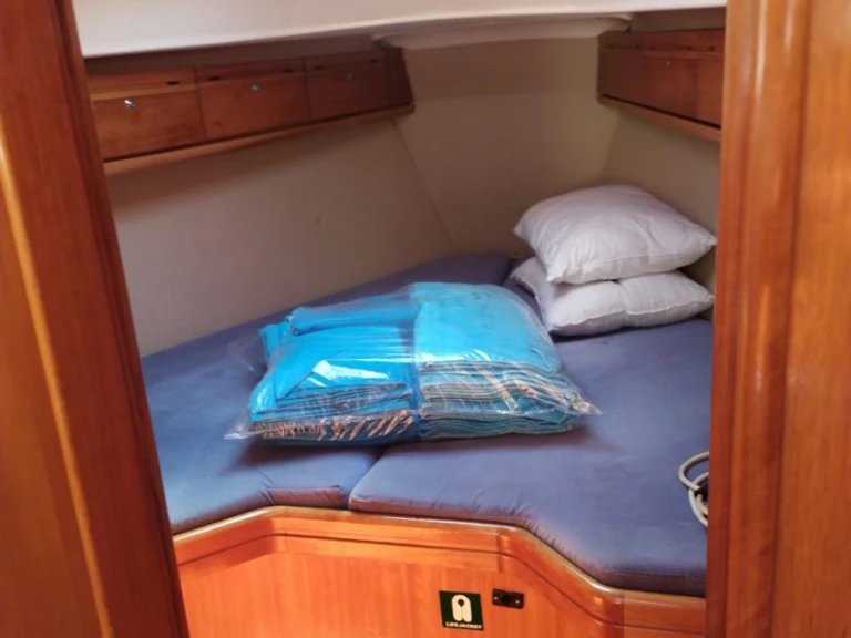 Wynajmij Bavaria Cruiser 33 w Lefkáda