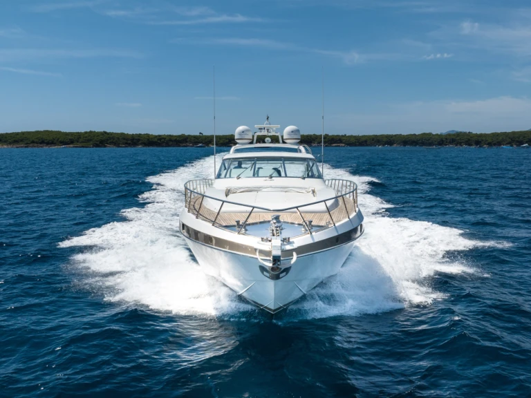 Wynajmij  Mangusta 80 w Cannes