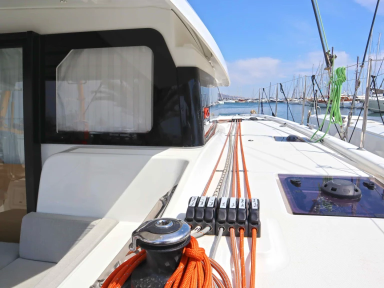 Wynajmij Katamaran z lub bez skippera Excess w Nea Peramos