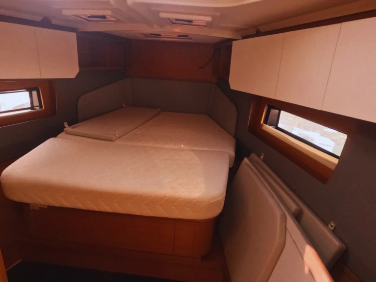 Wynajmij Dufour Dufour 41 w Procida