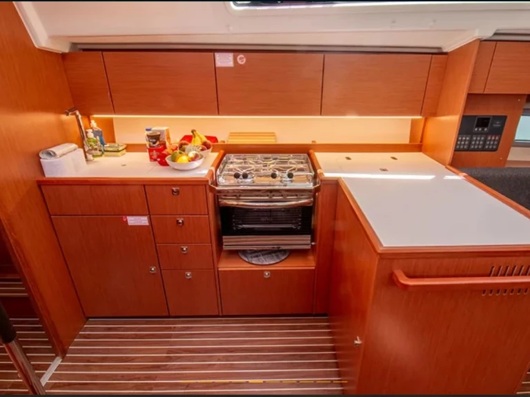 Wynajem łodzi Bavaria Bavaria C42 w Lefkáda na SamBoat 