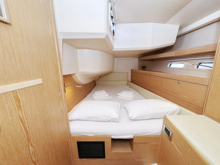 Żaglowiec do wynajmu w Sukosan w najlepszej cenie