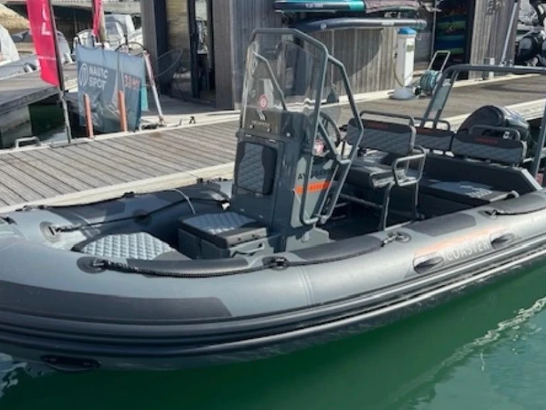 Wynajmij Łódż półsztywna z lub bez skippera Highfield w Pornichet