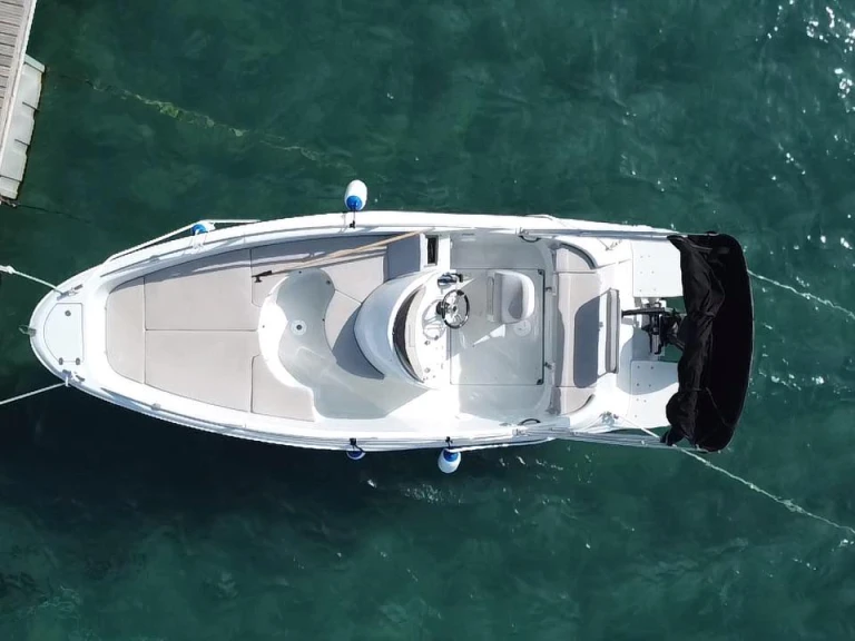 Wynajmij Clear aries w Giardini-Naxos