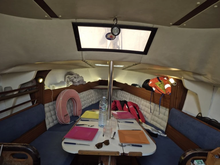 Wynajmij Żaglowiec z lub bez skippera Jeanneau w La Grande-Motte