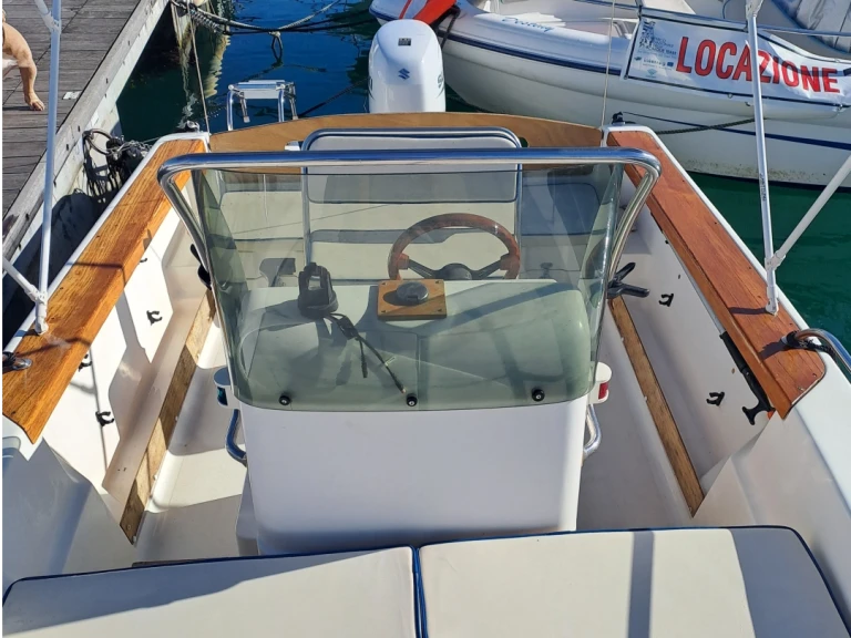 Wynajem łodzi Ranieri Azzura w La Spezia na SamBoat 