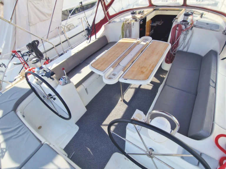 Wynajmij Bénéteau Oceanis 473 w Kallithéa