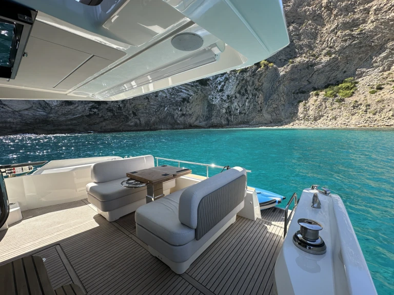 Wynajem w Santa Eularia des Riu- Prestige Yachts F49 na SamBoat