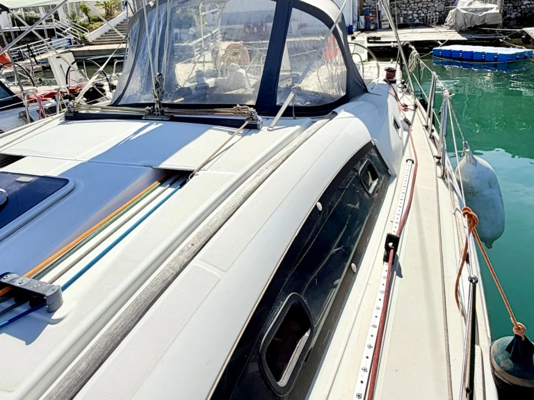 Wynajmij Bénéteau Beneteau Oceanis 40 Tigre w Fethiye