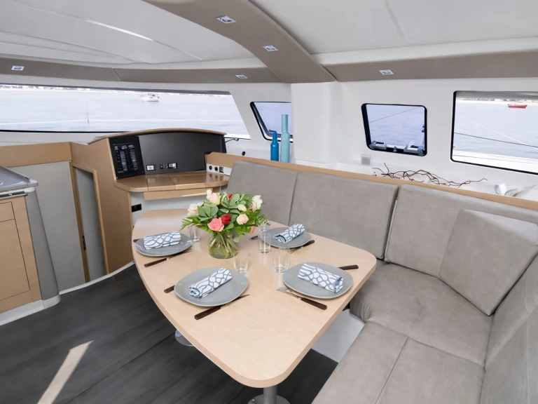 Wynajmij Fountaine Pajot Lipari 41 w Marsylia