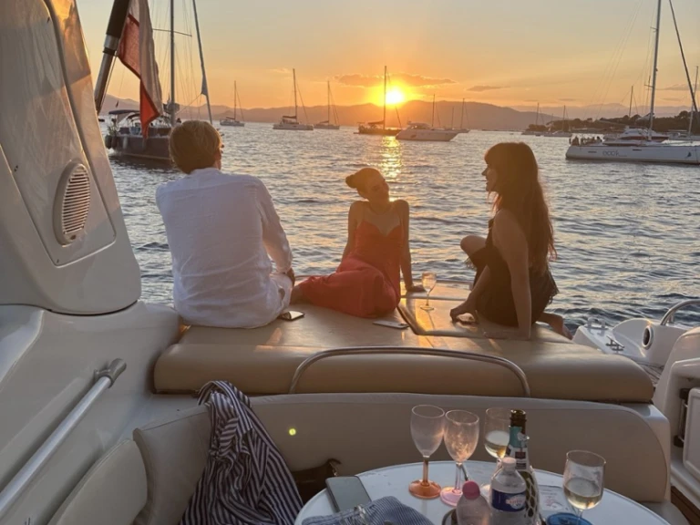 Wynajem w Cannes- Cranchi Endurance 41 na SamBoat
