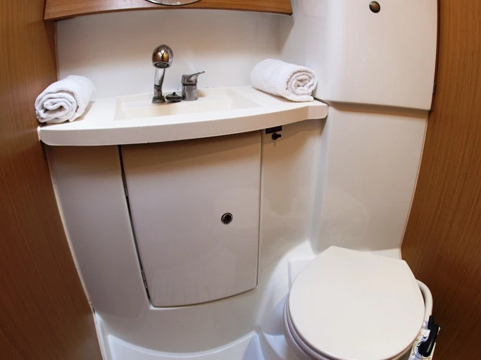 Wynajem łodzi Jeanneau Sun Odyssey 42i w Nea Peramos na SamBoat 