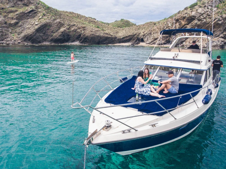 Wynajem Motorówka w Cala en Bosch - Fairline Phantom 42
